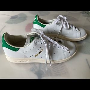 NWT Adidas Original Stan Smith Shoes size 6 men 7.5 women.
